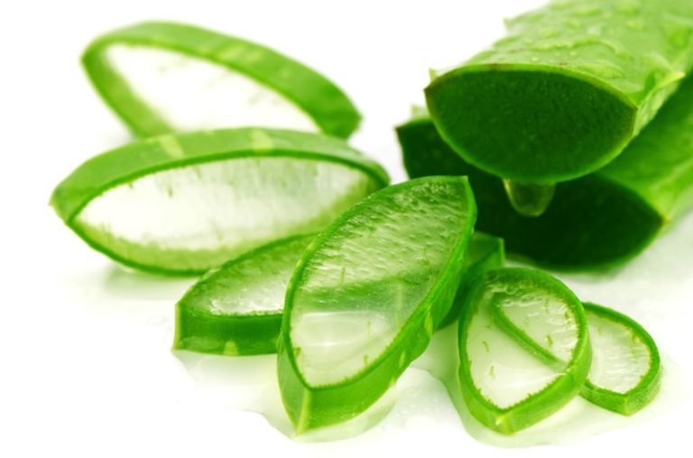 Chuyên gia nói gì về "Dùng gel nha đam tươi đánh răng giúp răng trắng sáng"