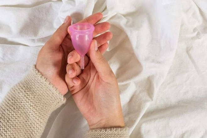 Có Nên Dùng Cốc Nguyệt San Không?