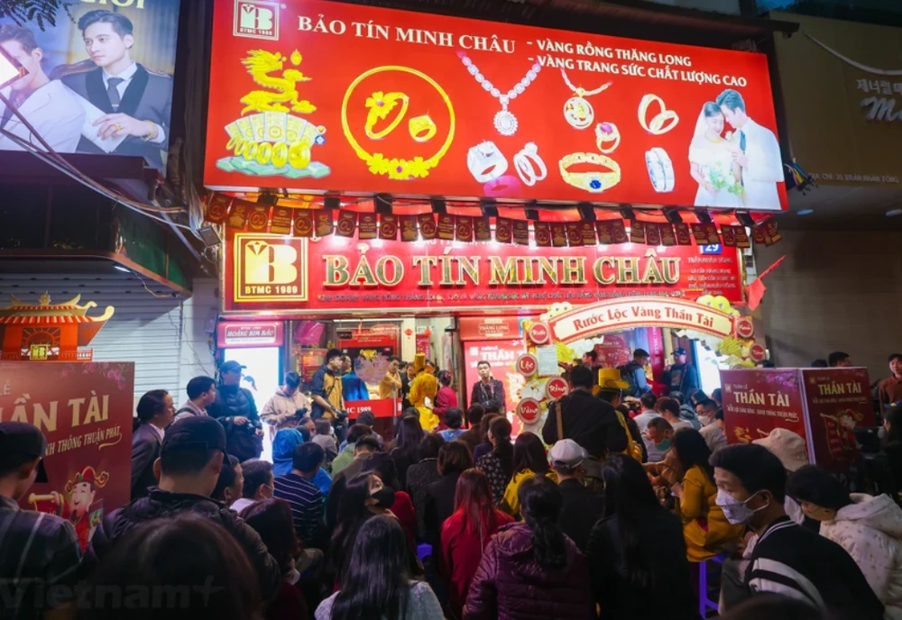 Ngày Vía Thần Tài Nên Bán Vàng Hay Không?