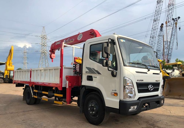 Bảng Giá Thuê Xe Cẩu Tự Hành TPHCM